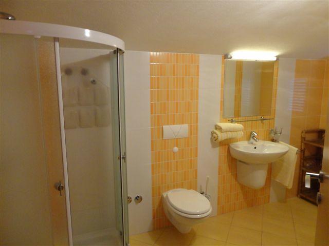 Apartments Sljuka Pirovac Bagian luar foto