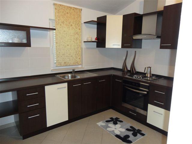 Apartments Sljuka Pirovac Bagian luar foto